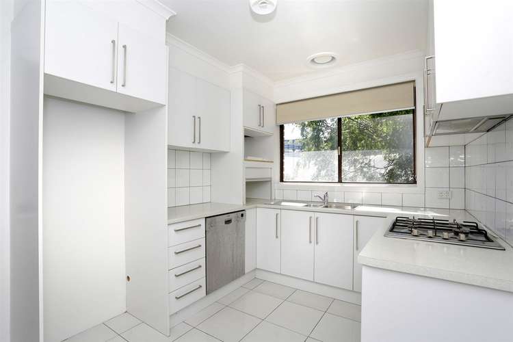 Fourth view of Homely unit listing, 2/151-153 Coleman Parade, Glen Waverley VIC 3150