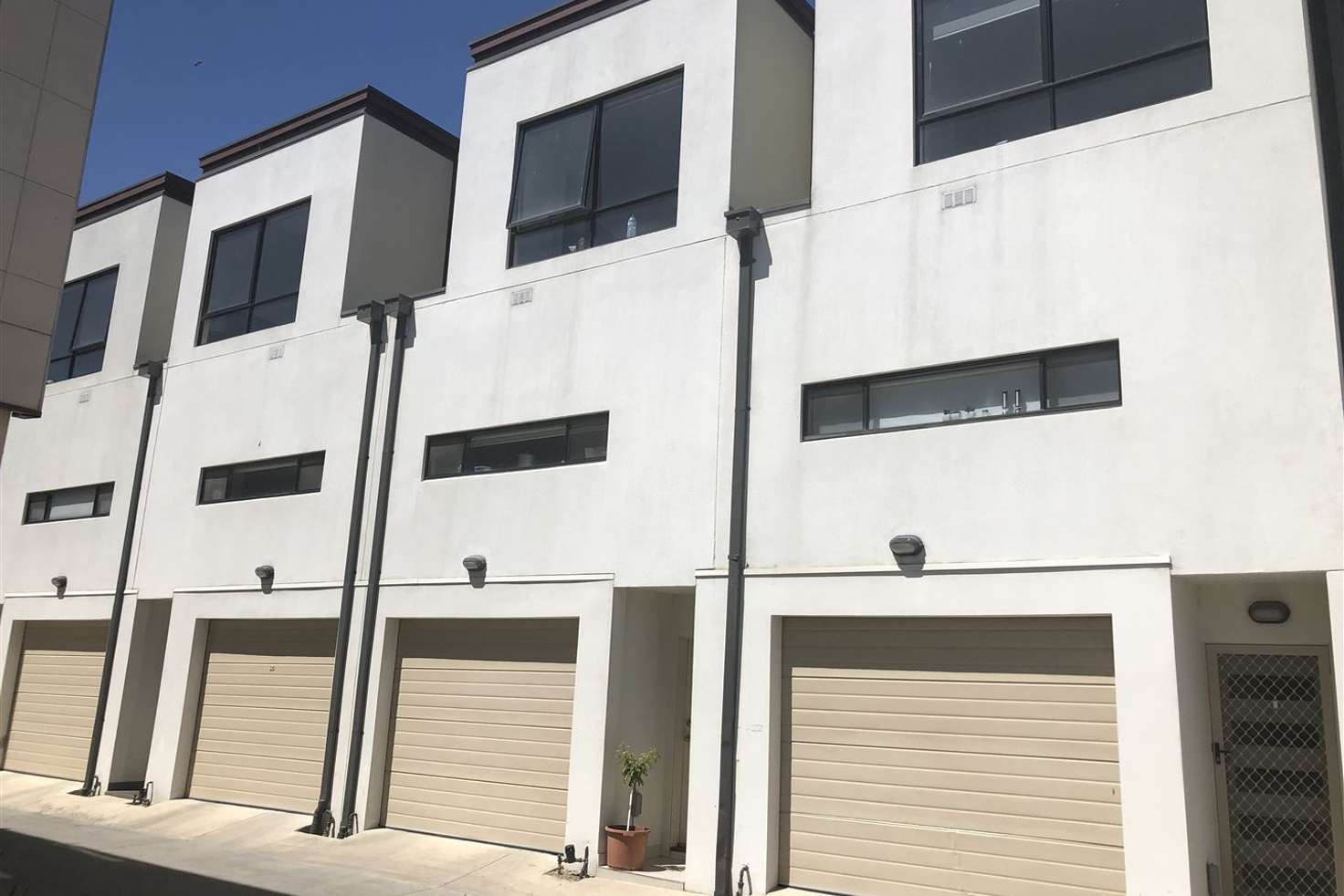 Main view of Homely townhouse listing, 24 Alexander Circuit, Craigieburn VIC 3064