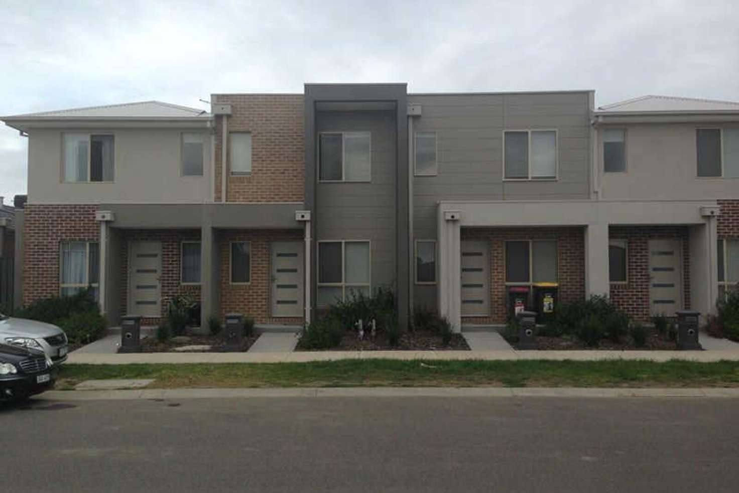 Main view of Homely townhouse listing, 4/9 Melville Road, Craigieburn VIC 3064