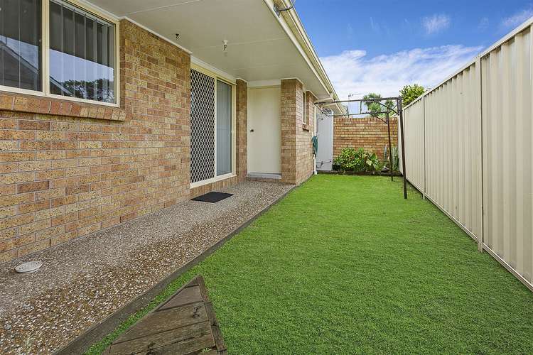 Main view of Homely villa listing, 2/189 Tongarra Road, Albion Park NSW 2527