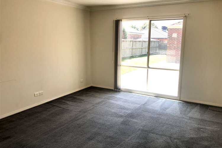 Fifth view of Homely house listing, 6 Marabou Close, Narre Warren South VIC 3805