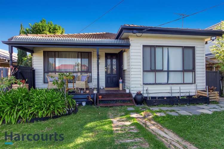 Main view of Homely unit listing, 1/57 Dumfries Street, Deer Park VIC 3023