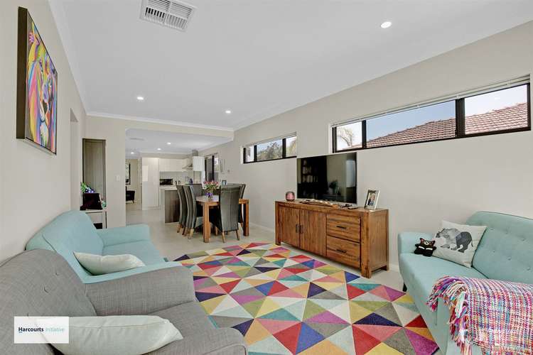 Fifth view of Homely house listing, 2 Sneddon Place, Balga WA 6061