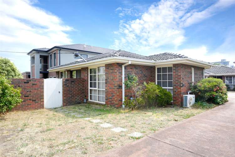 Main view of Homely unit listing, 1/15 Mount, Glen Waverley VIC 3150