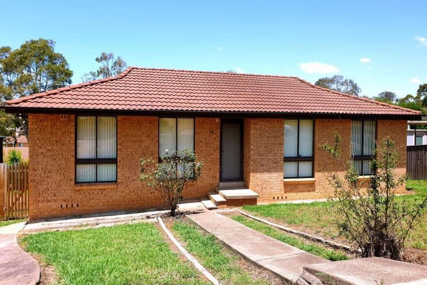 Main view of Homely house listing, 15 Brownlow Pl, Ambarvale NSW 2560