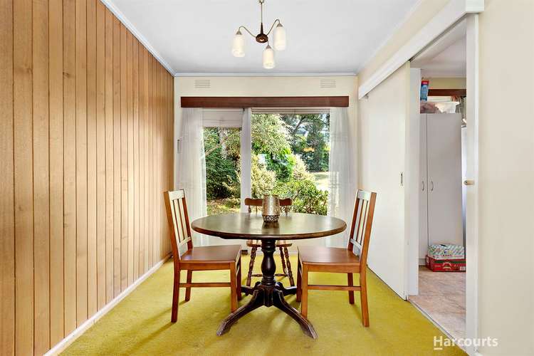 Fifth view of Homely house listing, 2 Holyrood Drive, Vermont VIC 3133