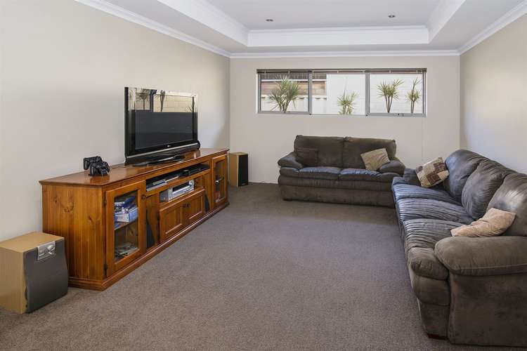 Fifth view of Homely house listing, 8 Cezanne Way, Yalyalup WA 6280