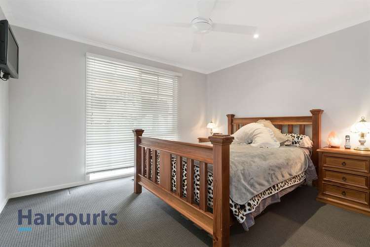 Fifth view of Homely house listing, 2 Waratah Court, Langwarrin VIC 3910