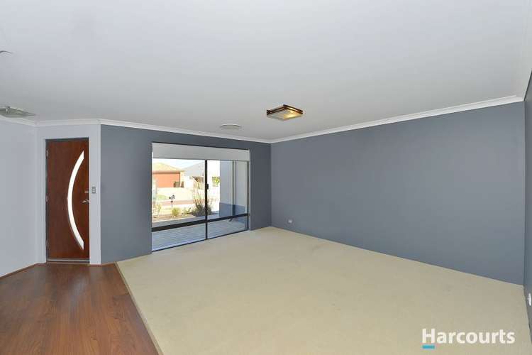 Fourth view of Homely house listing, 10 Lismore Ridge, Lakelands WA 6180