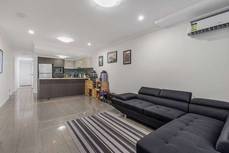 Second view of Homely apartment listing, 2/82 Grenfell Street, Mount Gravatt QLD 4122