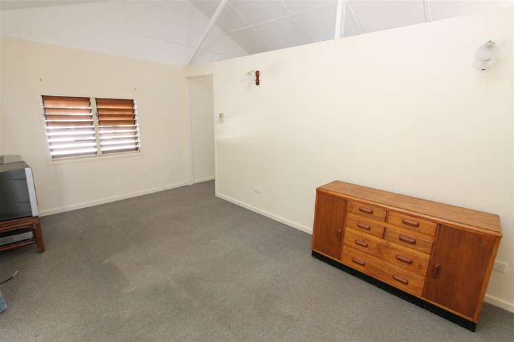 Fifth view of Homely house listing, 4 Sandowns Street, Alva QLD 4807