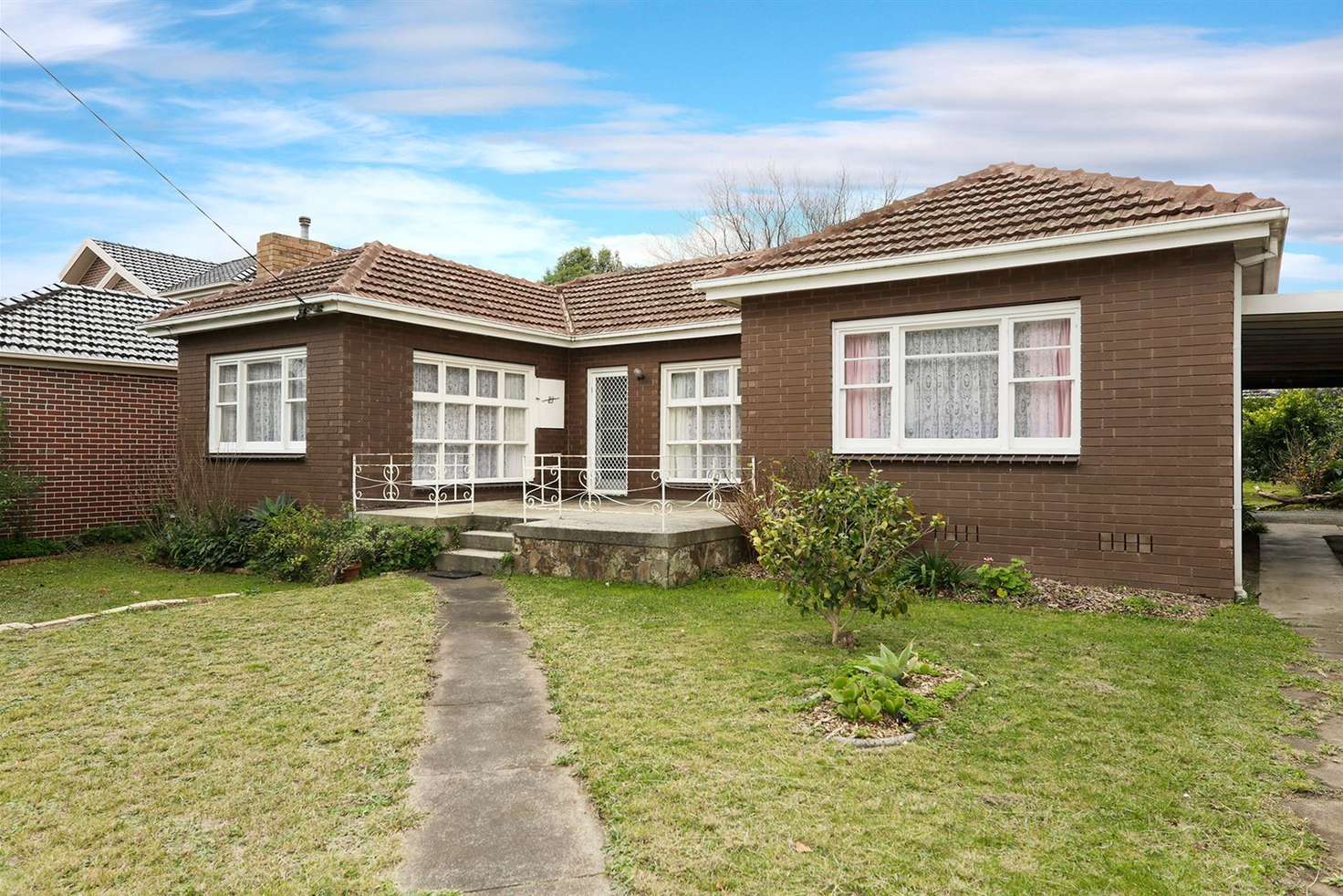 Main view of Homely house listing, 21 Charlton Street, Mount Waverley VIC 3149