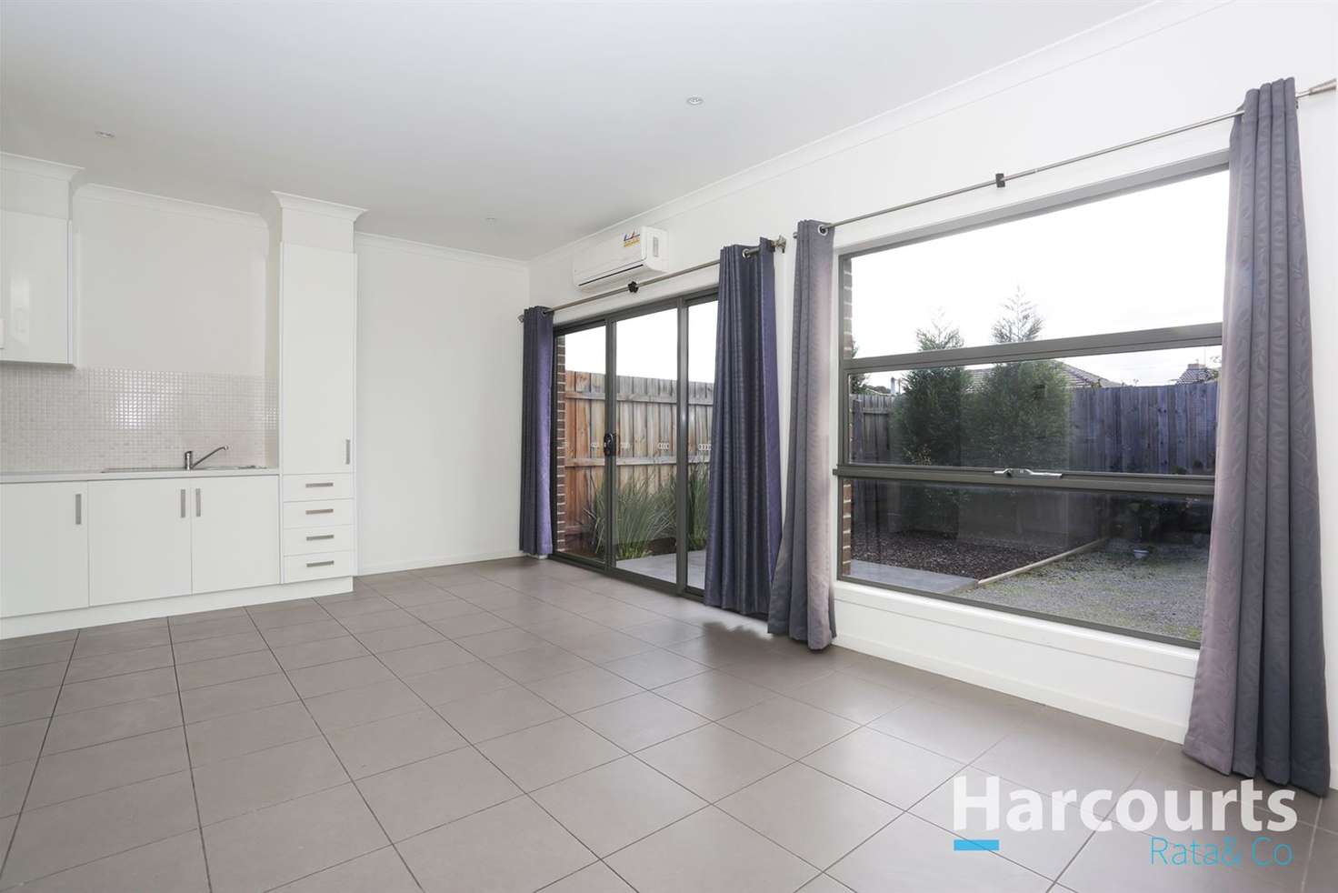 Main view of Homely unit listing, 4/4 Cherry Court, Lalor VIC 3075