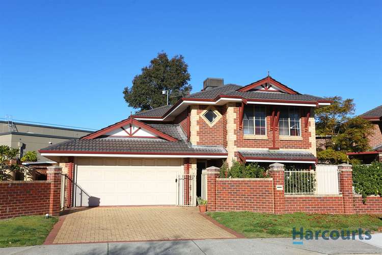 Main view of Homely townhouse listing, 3/39 Davidia Lake Drive, Canning Vale WA 6155