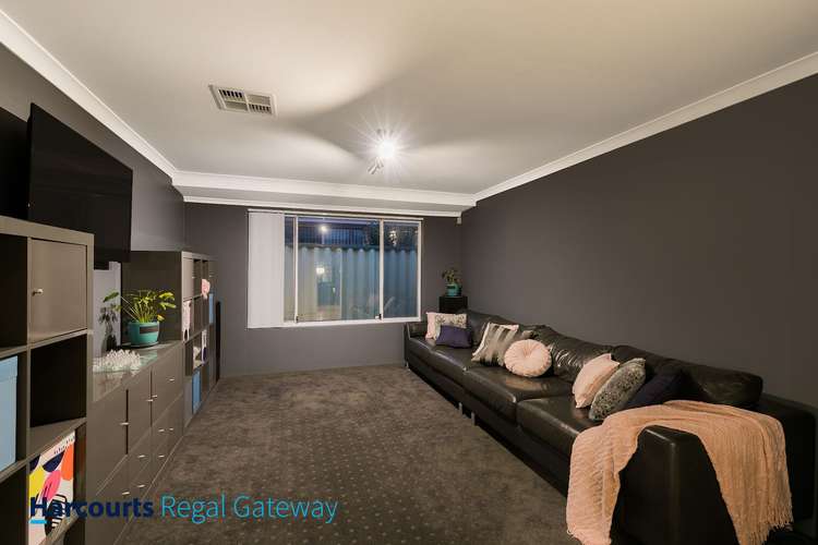 Second view of Homely house listing, 8 Brindabella Avenue, Aubin Grove WA 6164