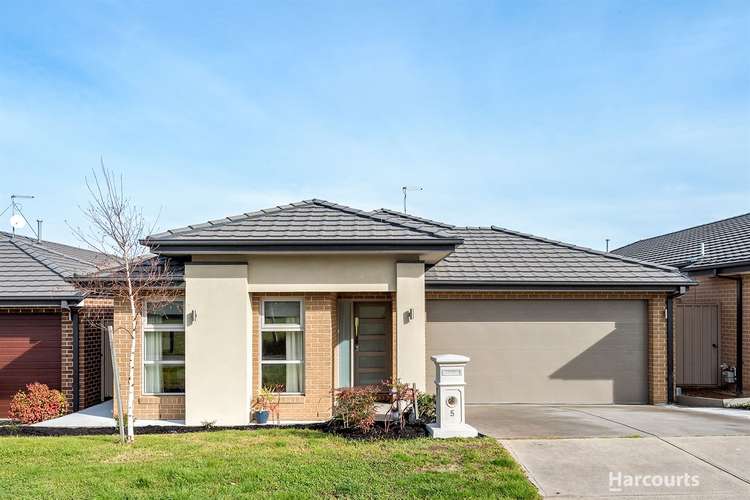Main view of Homely house listing, 5 Leon Way, Pakenham VIC 3810