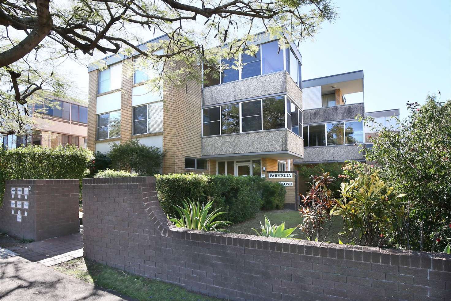 Main view of Homely unit listing, 2/61 Bellevue Terrace, Clayfield QLD 4011