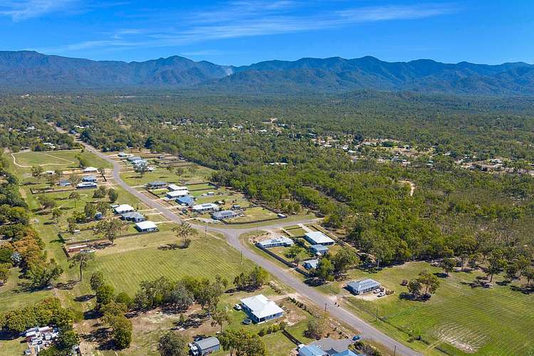 Third view of Homely residentialLand listing, 31 Mawson Street, Bluewater QLD 4818