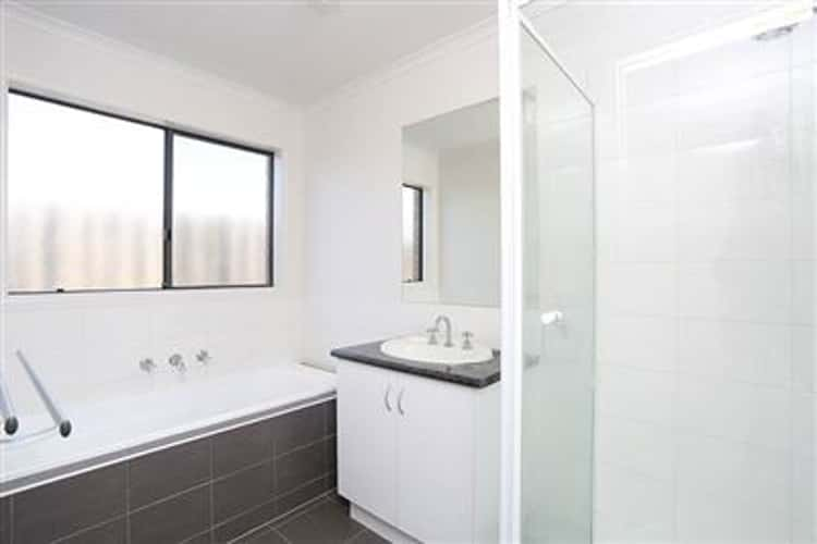 Sixth view of Homely house listing, 85 Calais Circuit, Cranbourne West VIC 3977