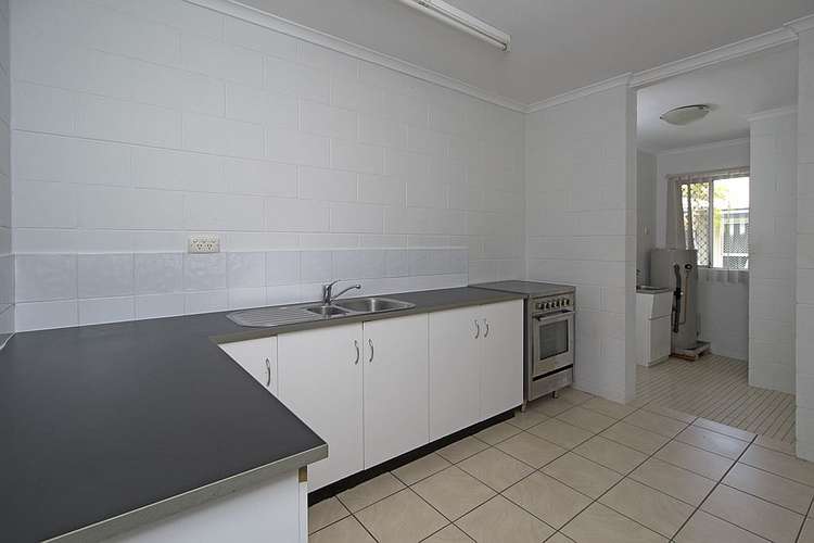 Fourth view of Homely unit listing, 1/37 Hugh Street, West End QLD 4810