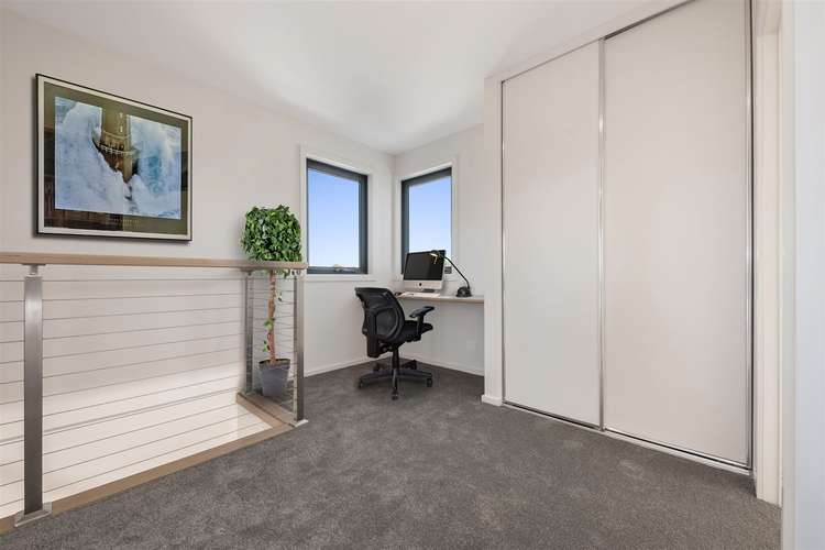 Fifth view of Homely unit listing, 3/35 Logan Street, Hamlyn Heights VIC 3215