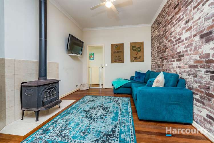 Seventh view of Homely house listing, 2 Meadow Place, Quinns Rocks WA 6030