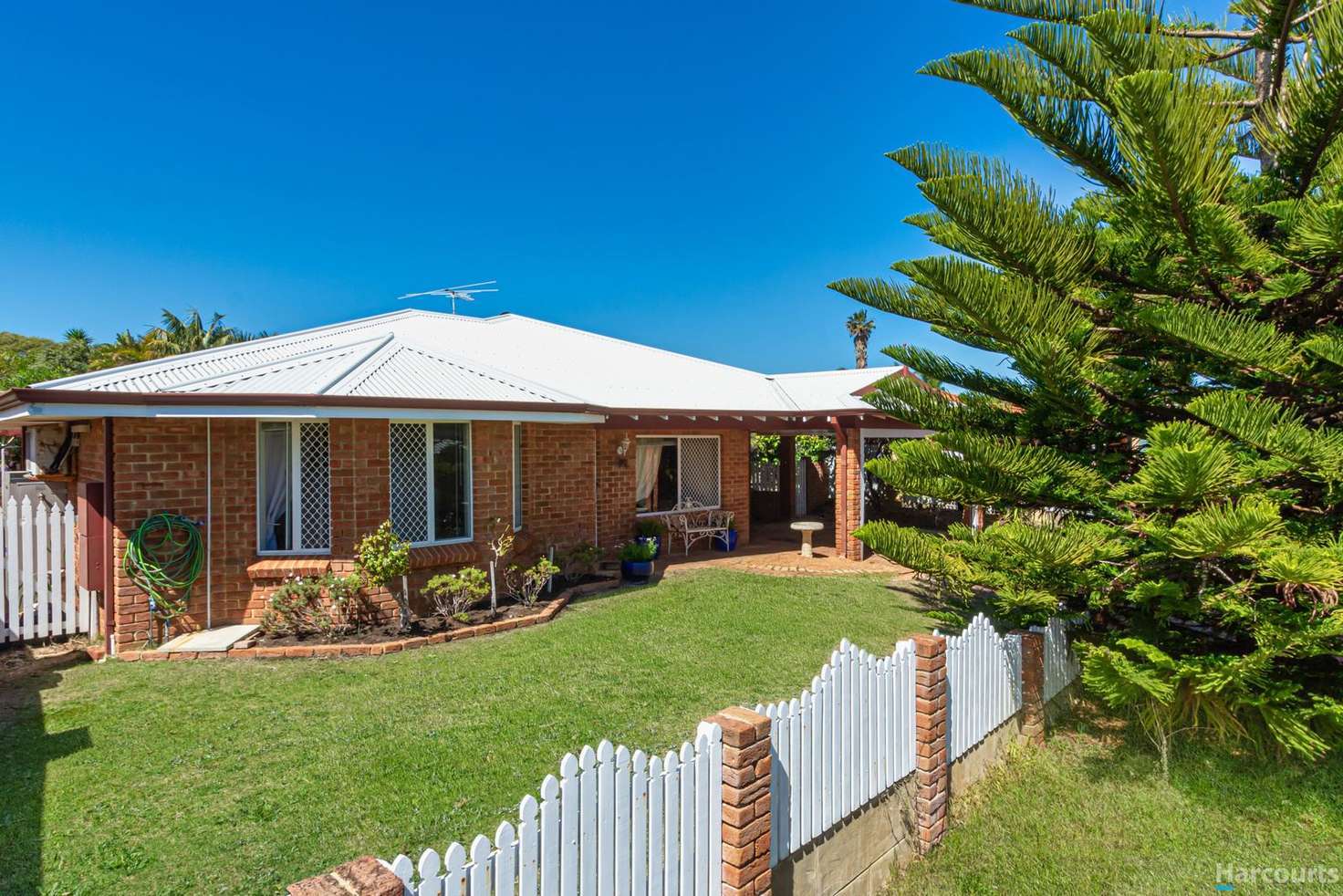 Main view of Homely house listing, 4 Lapwing Rise, Currambine WA 6028
