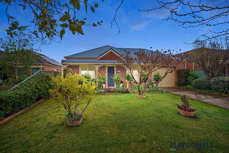 Second view of Homely house listing, 5 Elstead Way, Lake Gardens VIC 3355