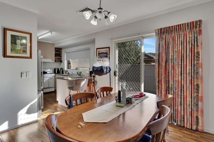 Third view of Homely townhouse listing, 2/5 Kathleen Court, Wangaratta VIC 3677