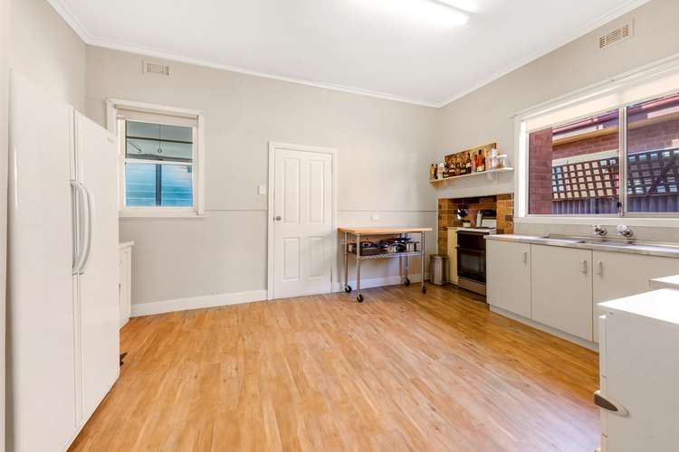 Third view of Homely flat listing, 10 Wareena Street, Wangaratta VIC 3677