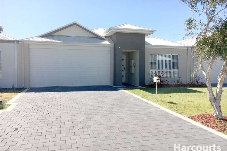 Second view of Homely house listing, 6 Vaucluse Way, Coodanup WA 6210