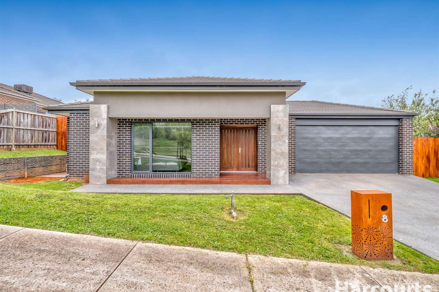 Main view of Homely house listing, 8 Highland Way, Warragul VIC 3820