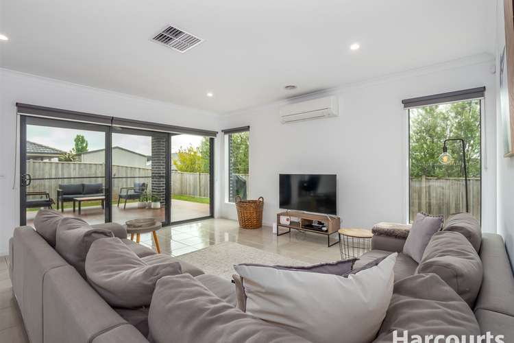 Fifth view of Homely house listing, 8 Highland Way, Warragul VIC 3820