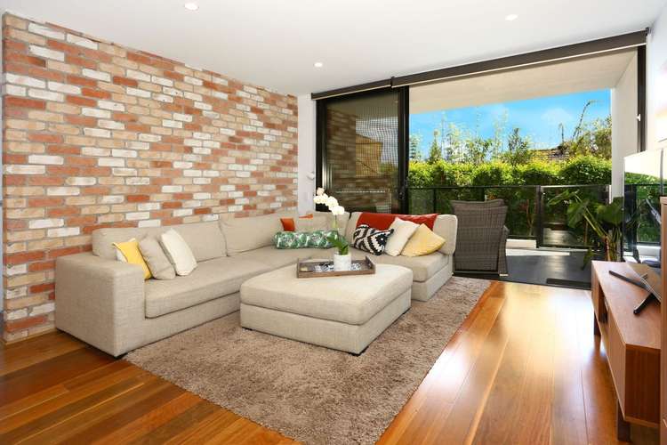 Main view of Homely unit listing, 106/1 Hart Street, Ashmore QLD 4214