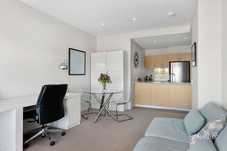 Third view of Homely apartment listing, 33/166 Bathurst Street, Hobart TAS 7000