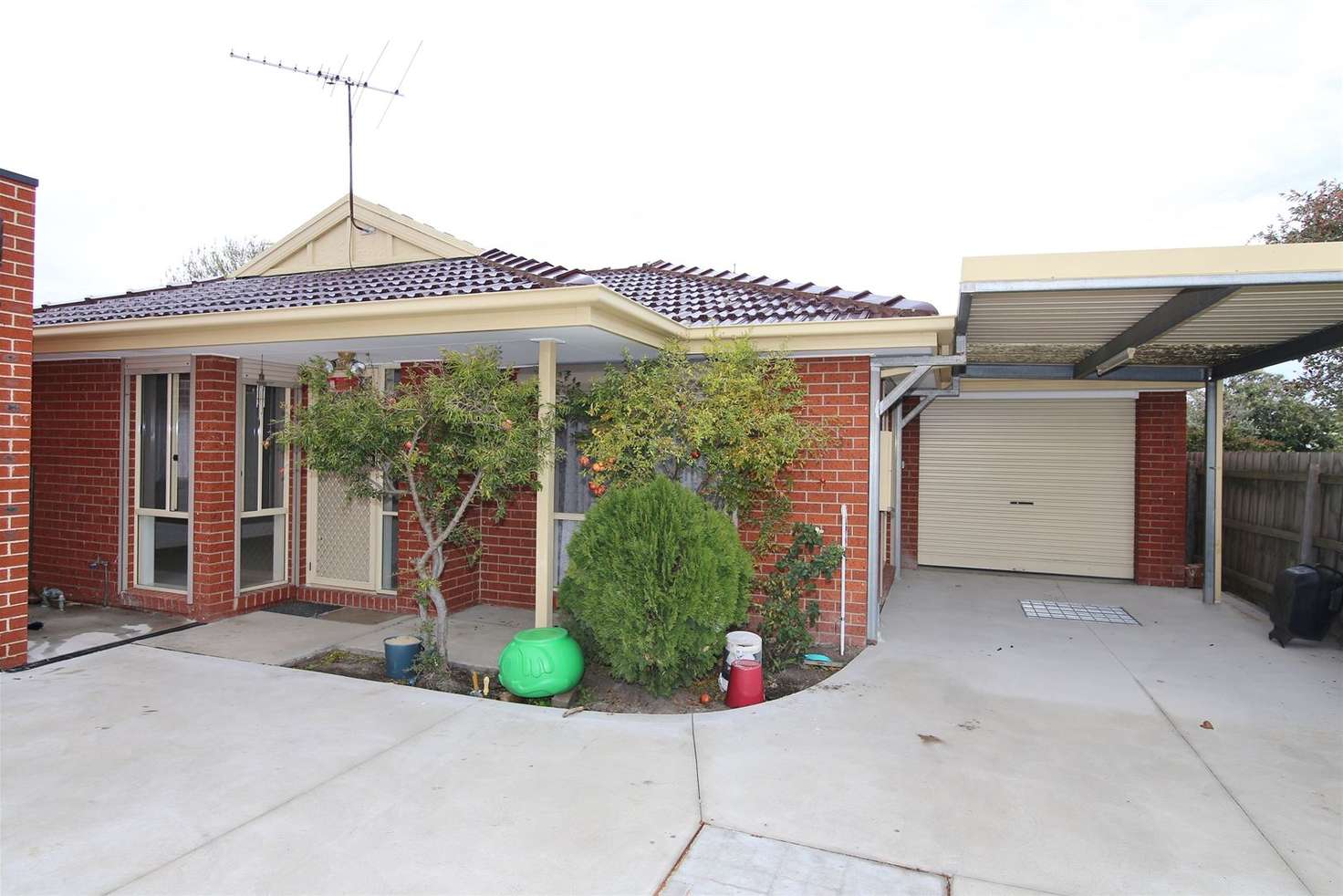 Main view of Homely unit listing, 2/6 Baldwin Avenue, Noble Park VIC 3174