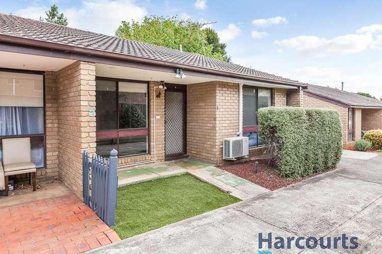 Second view of Homely unit listing, 2/7 Lindman Street, Drouin VIC 3818