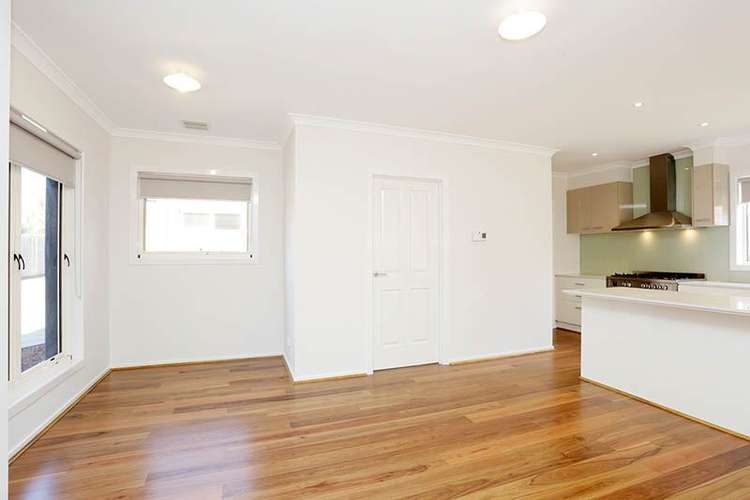 Fifth view of Homely townhouse listing, 2/1 Gowan Road, Mount Waverley VIC 3149