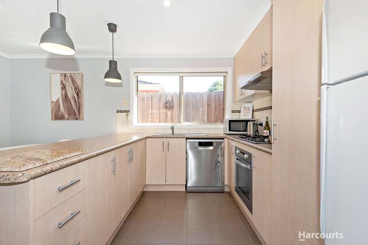 Fourth view of Homely unit listing, 4 Janna  Place, Berwick VIC 3806