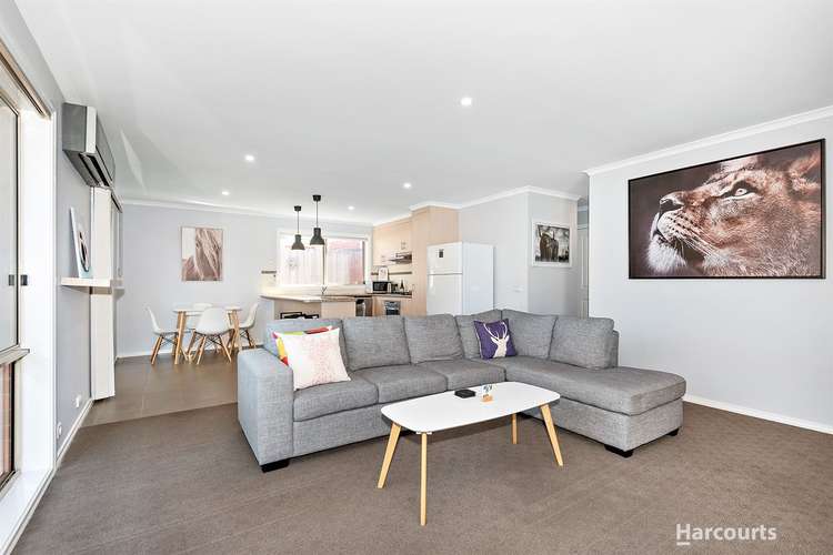 Fifth view of Homely unit listing, 4 Janna  Place, Berwick VIC 3806