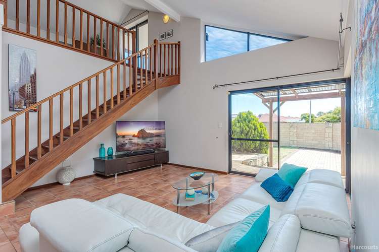 Fifth view of Homely house listing, 2 Parkstone Retreat, Currambine WA 6028