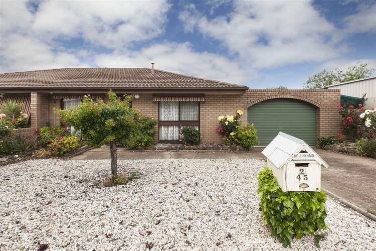 Third view of Homely semiDetached listing, 2/45 Hucker St, Ararat VIC 3377
