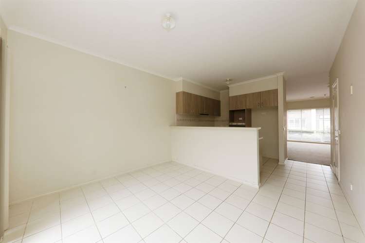 Fifth view of Homely house listing, 18 Larkspur Circuit, Glen Waverley VIC 3150