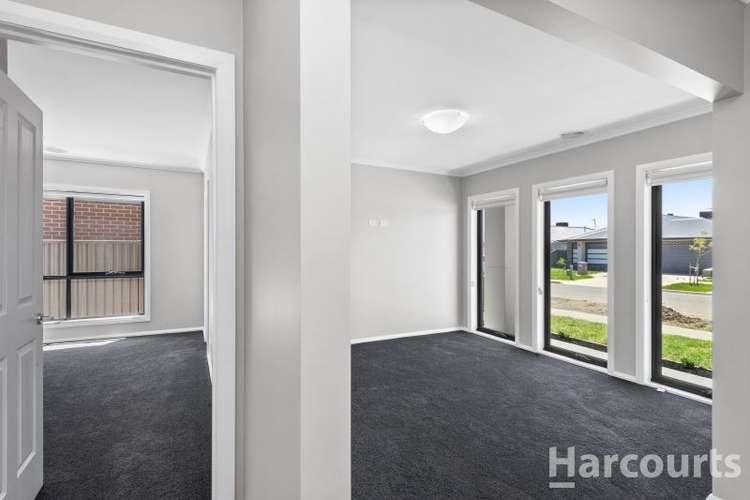 Second view of Homely house listing, 7 Zircon Street, Alfredton VIC 3350