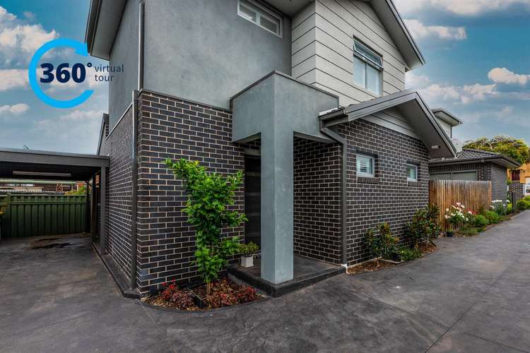 Main view of Homely townhouse listing, 2/39 Purinuan Road, Reservoir VIC 3073