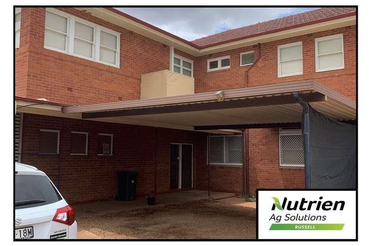 8 Barton Street, Cobar NSW 2835