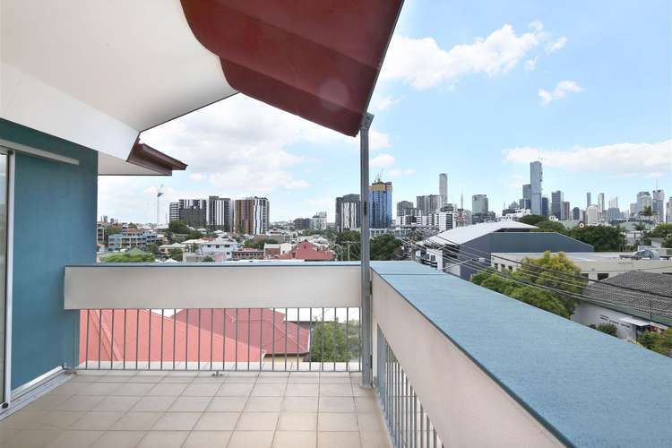 Main view of Homely apartment listing, 3/235 Boundary Street, West End QLD 4101