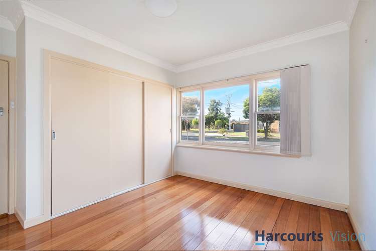 Fifth view of Homely house listing, 28 Dennis Avenue, Keilor East VIC 3033
