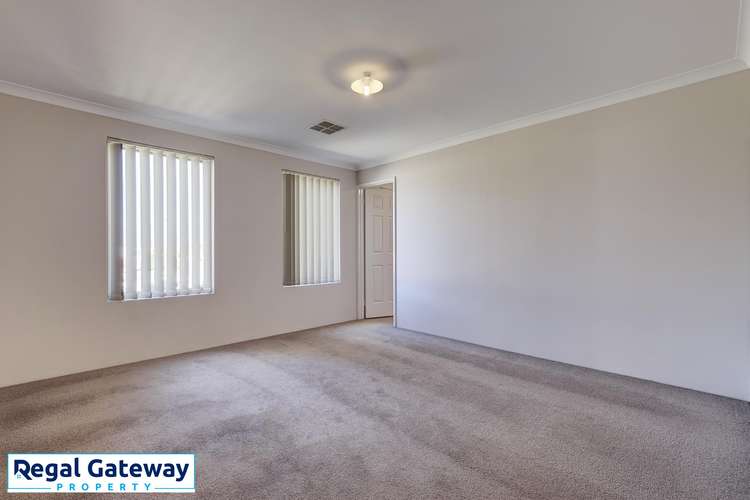 Fourth view of Homely house listing, 18 Minter Way, Aubin Grove WA 6164