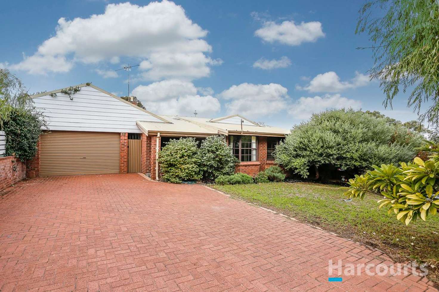 Main view of Homely house listing, 32 Redmond Road, Hamilton Hill WA 6163